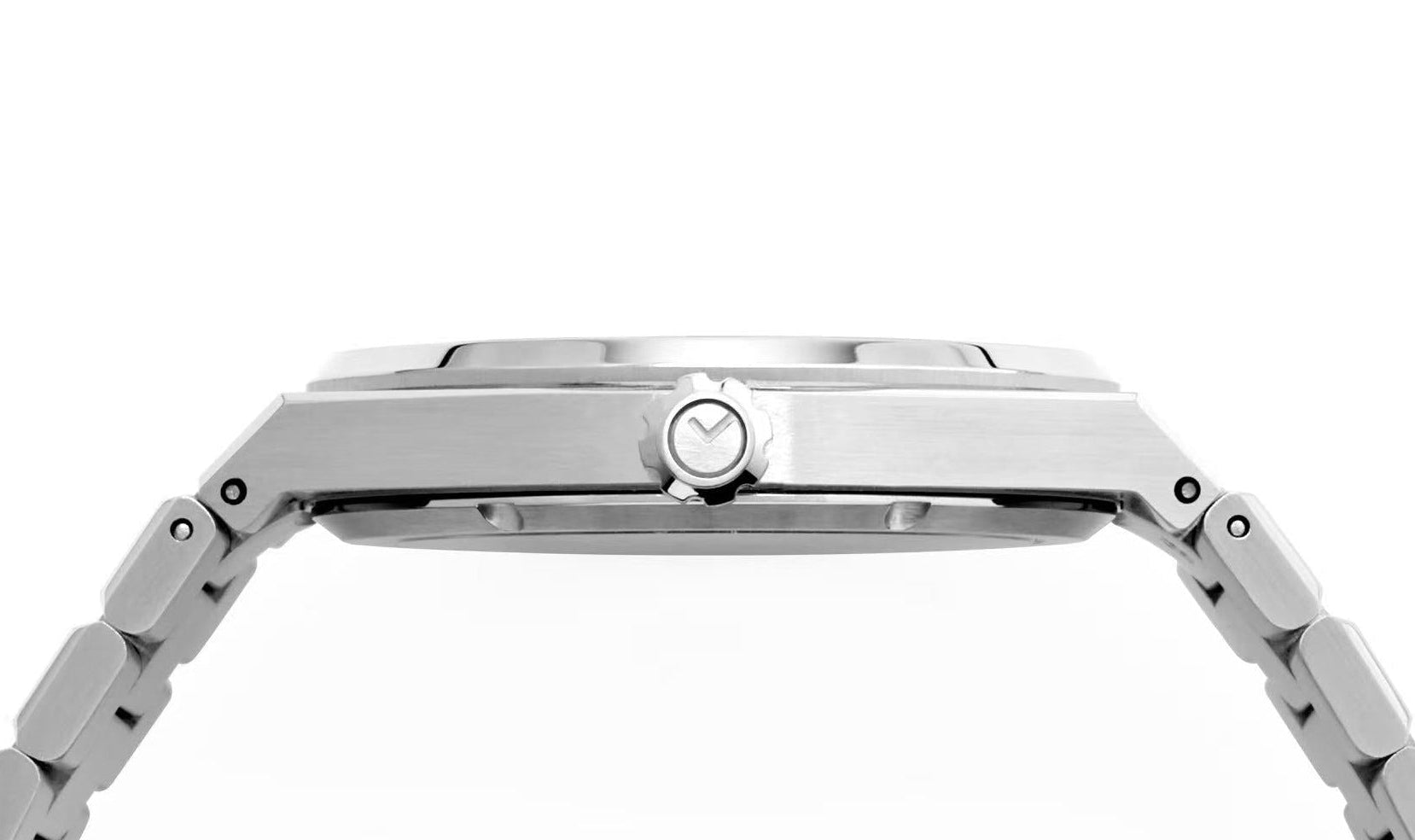 Mercuri One side profile